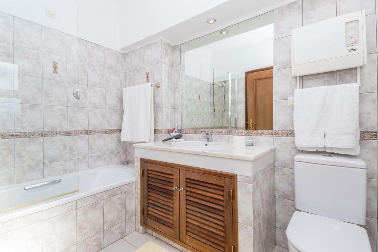 Peaceful 4Br Villa On Gramacho Golf Resort W/ Private Pool Lagoa  Extérieur photo